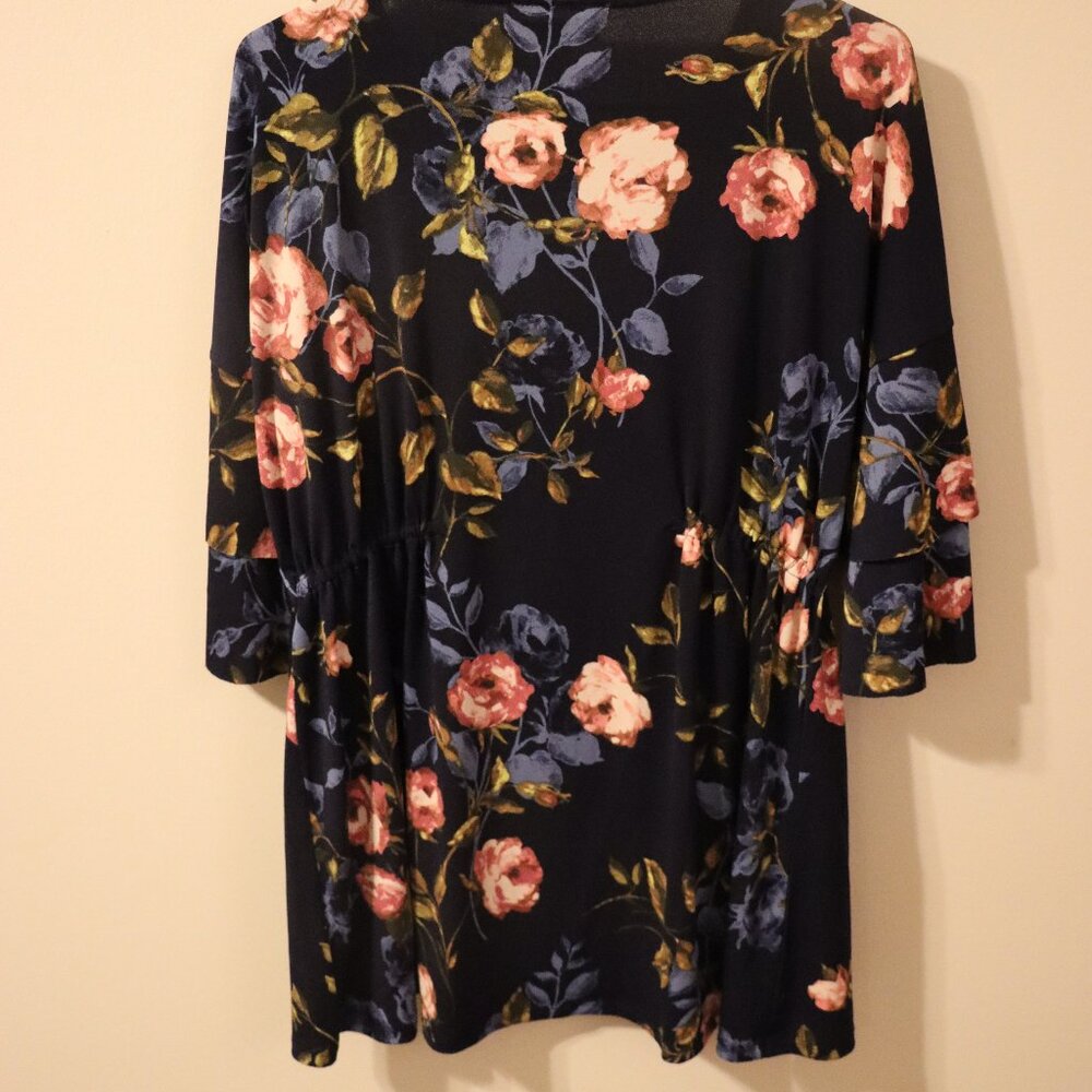 Motherhood 3/4 sleeve shirt, navy background with pink and blue flowers, formal - Picture 5 of 8
